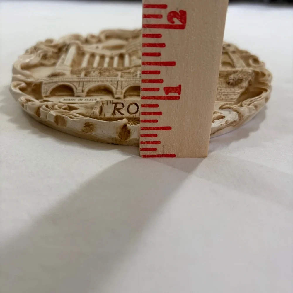 Vema Italy Roma 3D Hand Carved Italy Colosseum Roman Landmark Wall Hanging 6 in